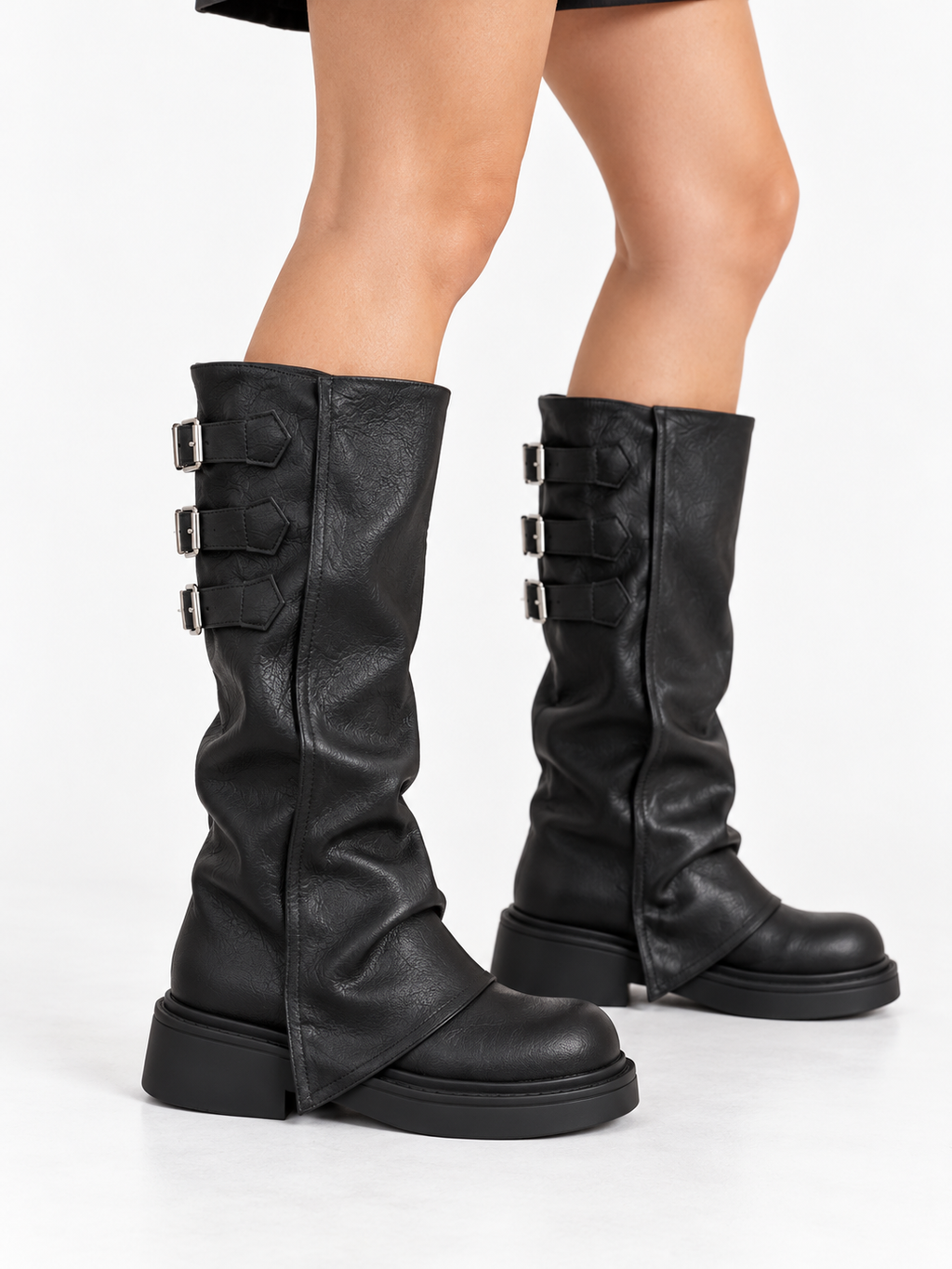 BOTA CAÑA ALTA TRES HEBILLAS 24C1287