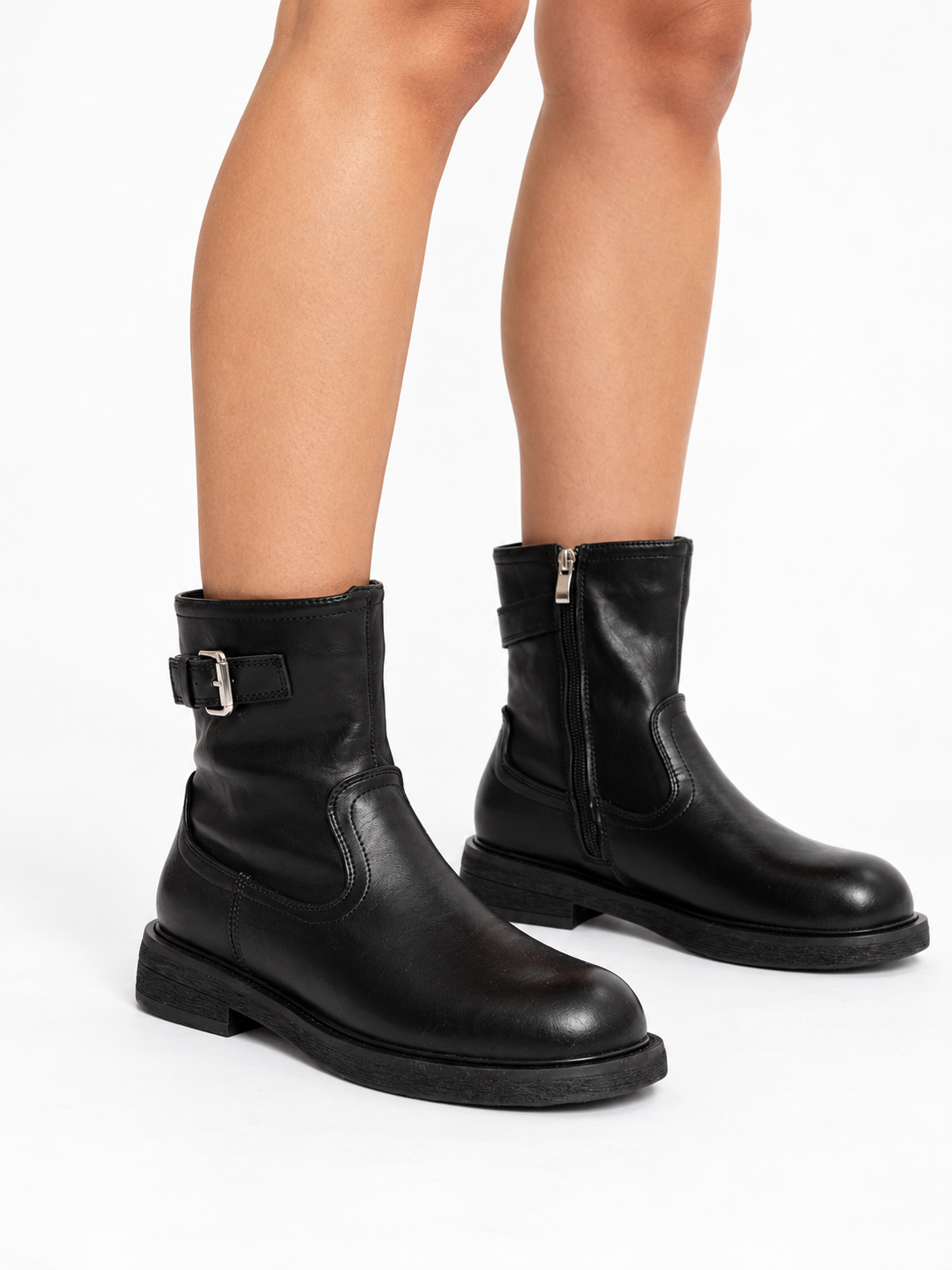 BOTA CORTA HEBILLA 24C1288