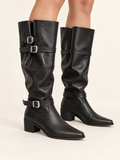 BOTA EN PUNTA HEBILLAS 26C0033