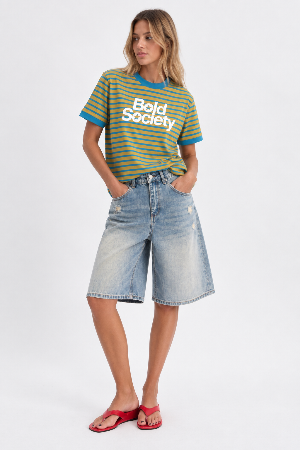 REMERA BOLD SOCIETY RAYAS 26R0185