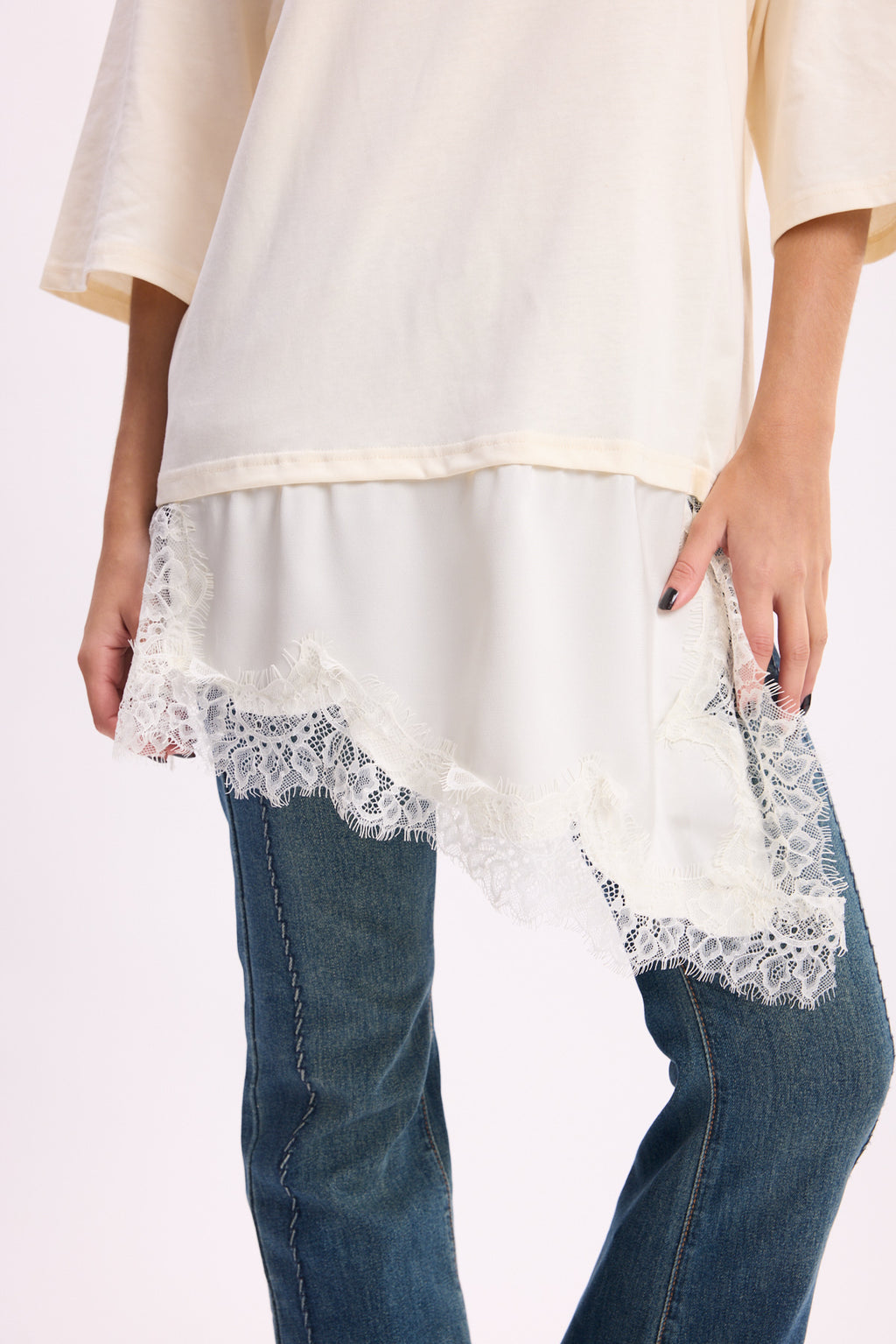 REMERA ENCAJE R0021