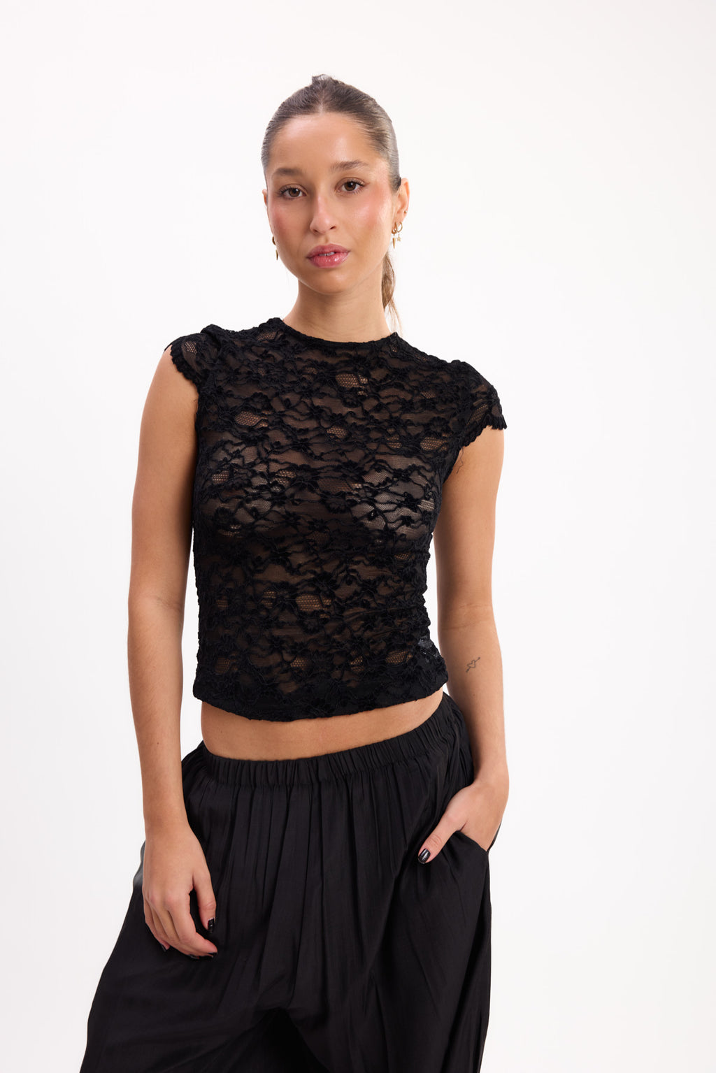 TOP ENCAJE 26R0035
