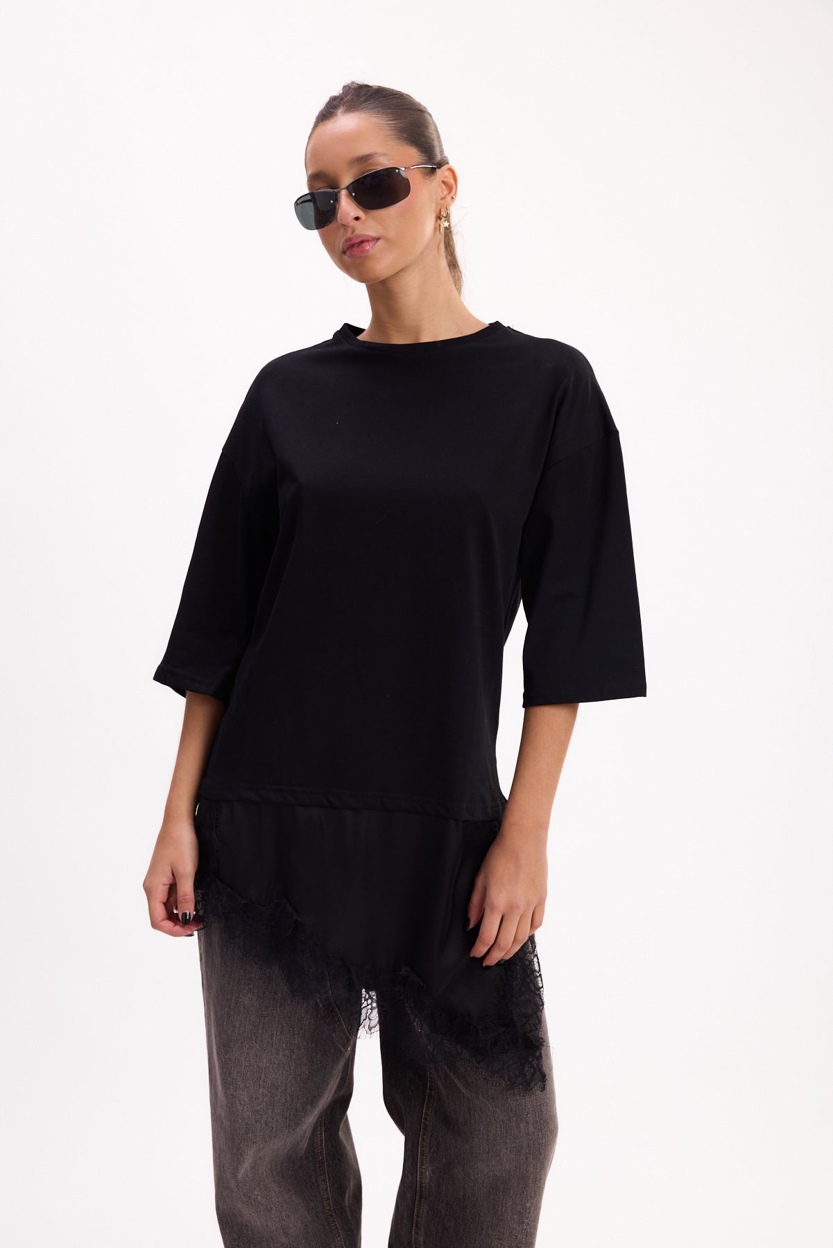 REMERA ENCAJE R0021