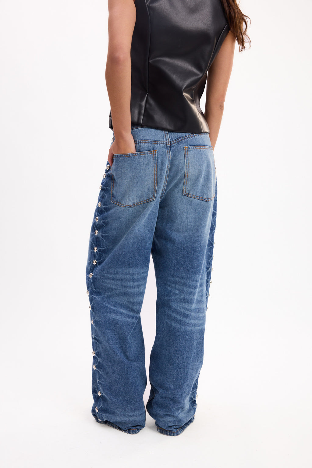 JEAN TIRO BAJO TACHAS 25R8271