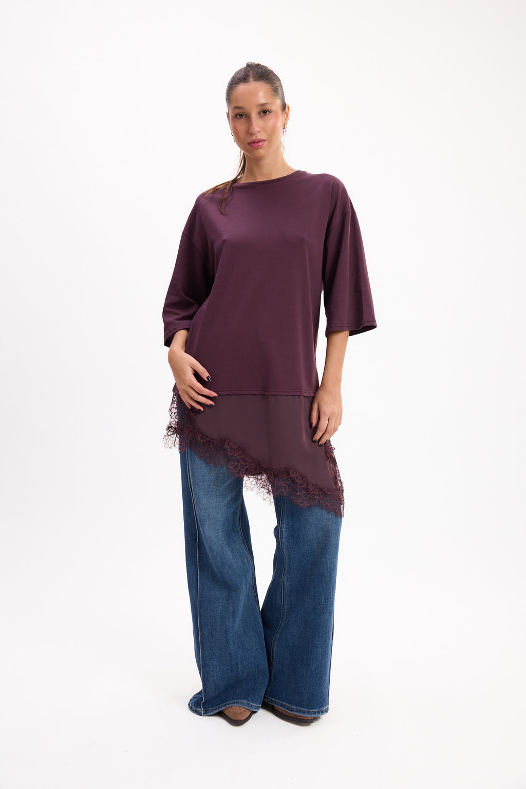 REMERA ENCAJE R0021