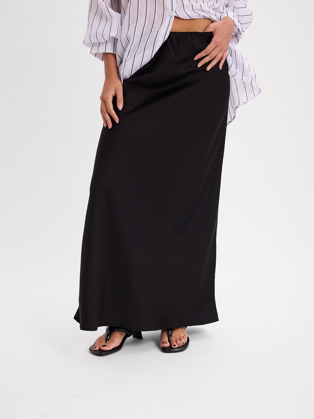 FALDA SEDA 26R0047
