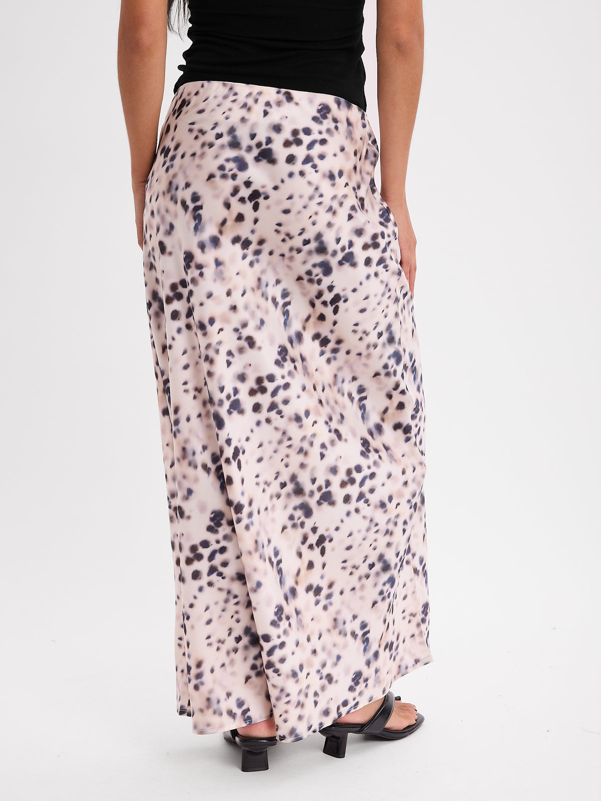 FALDA SEDA 26R0047