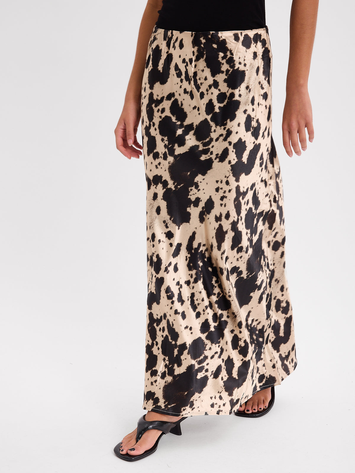 FALDA SEDA 26R0047