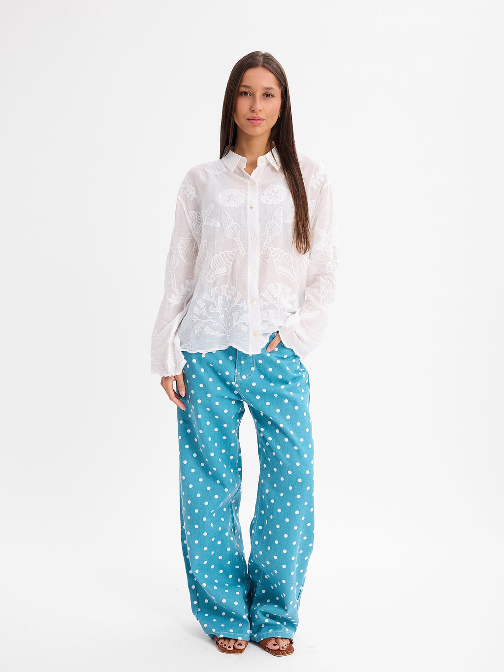 CAMISA CON BORDADO 26R0097