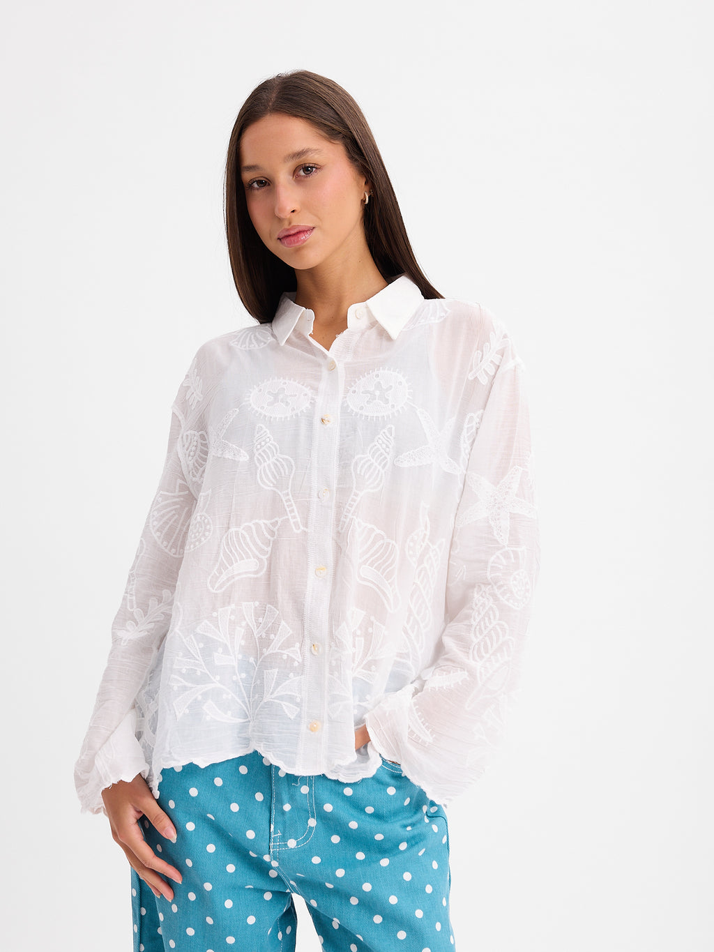 CAMISA CON BORDADO 26R0097
