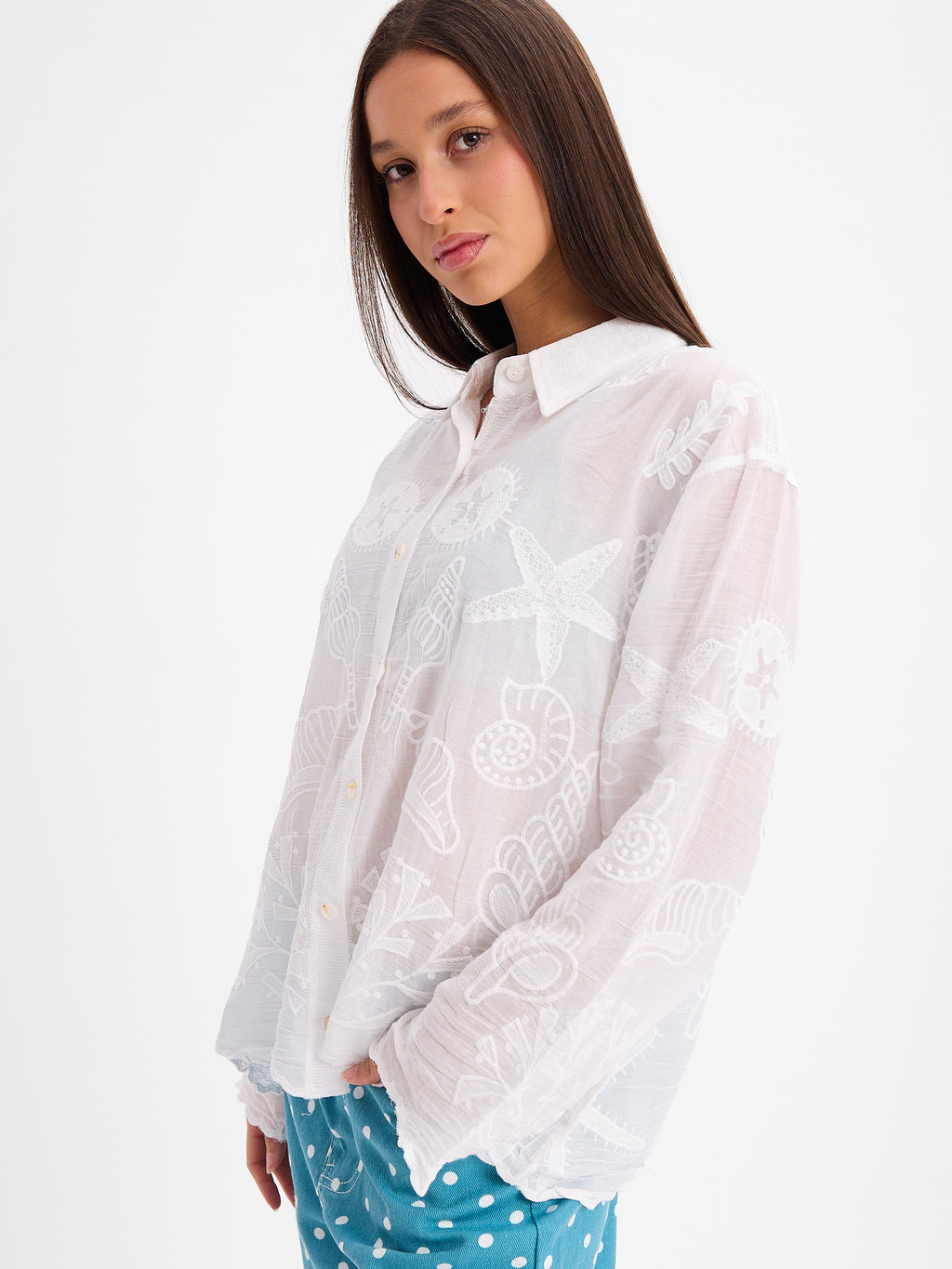 CAMISA CON BORDADO 26R0096
