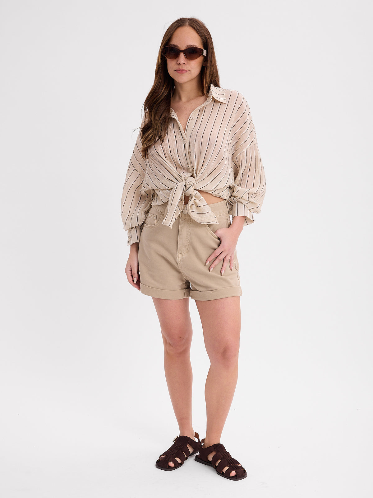 SHORT 26R0160